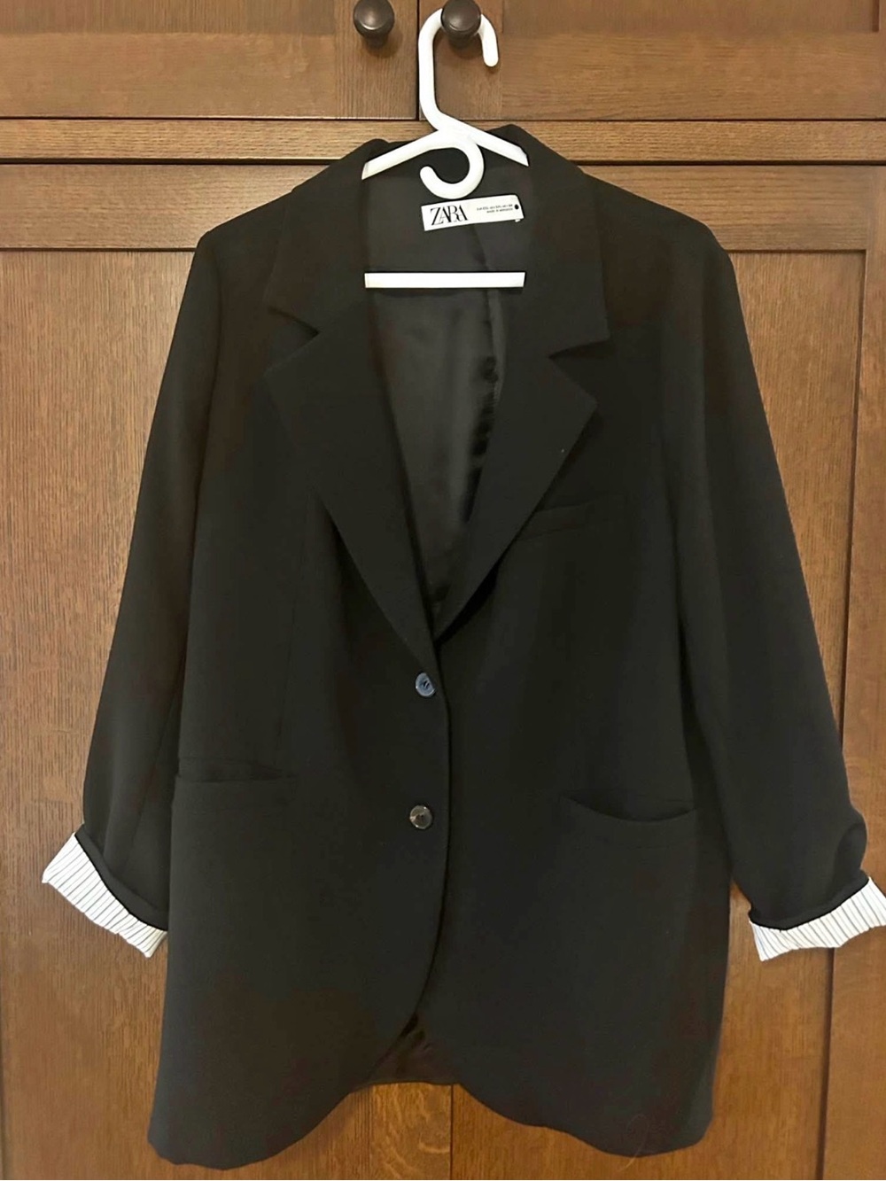 Zara Black Relaxed-Fit Women's Blazer